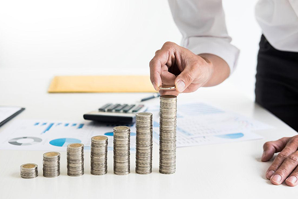 2018年存款利率一览表：各大银行详细对比及变动趋势